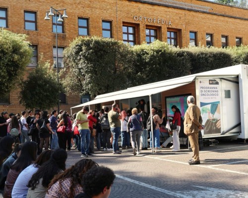 Salute e prevenzione alla Sapienza, il Camper dell...